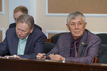 Дата заседания Законодательного Собрания изменилась 